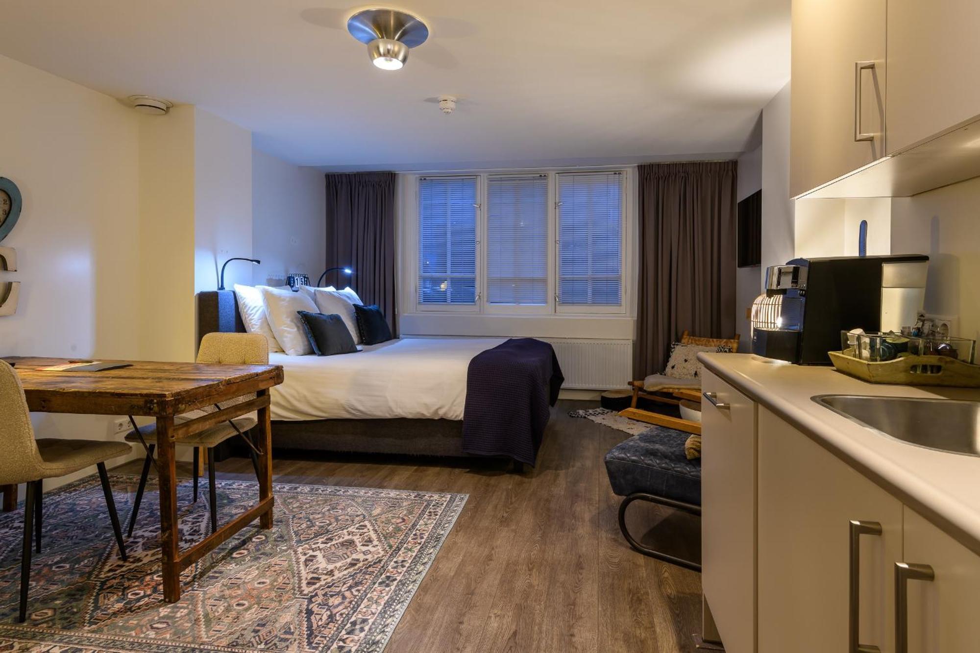 Hotel Oranjestaete Неймеген Экстерьер фото